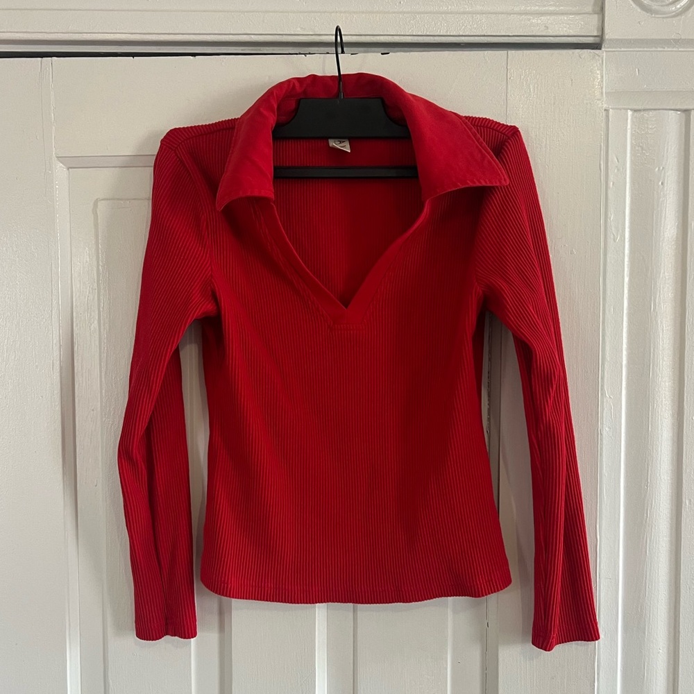 Collared V-Neck Ribbed Top - Picture 5 of 6